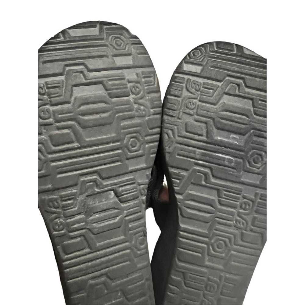 Teva Mush flip flops  sz 8 - Picture 5 of 8